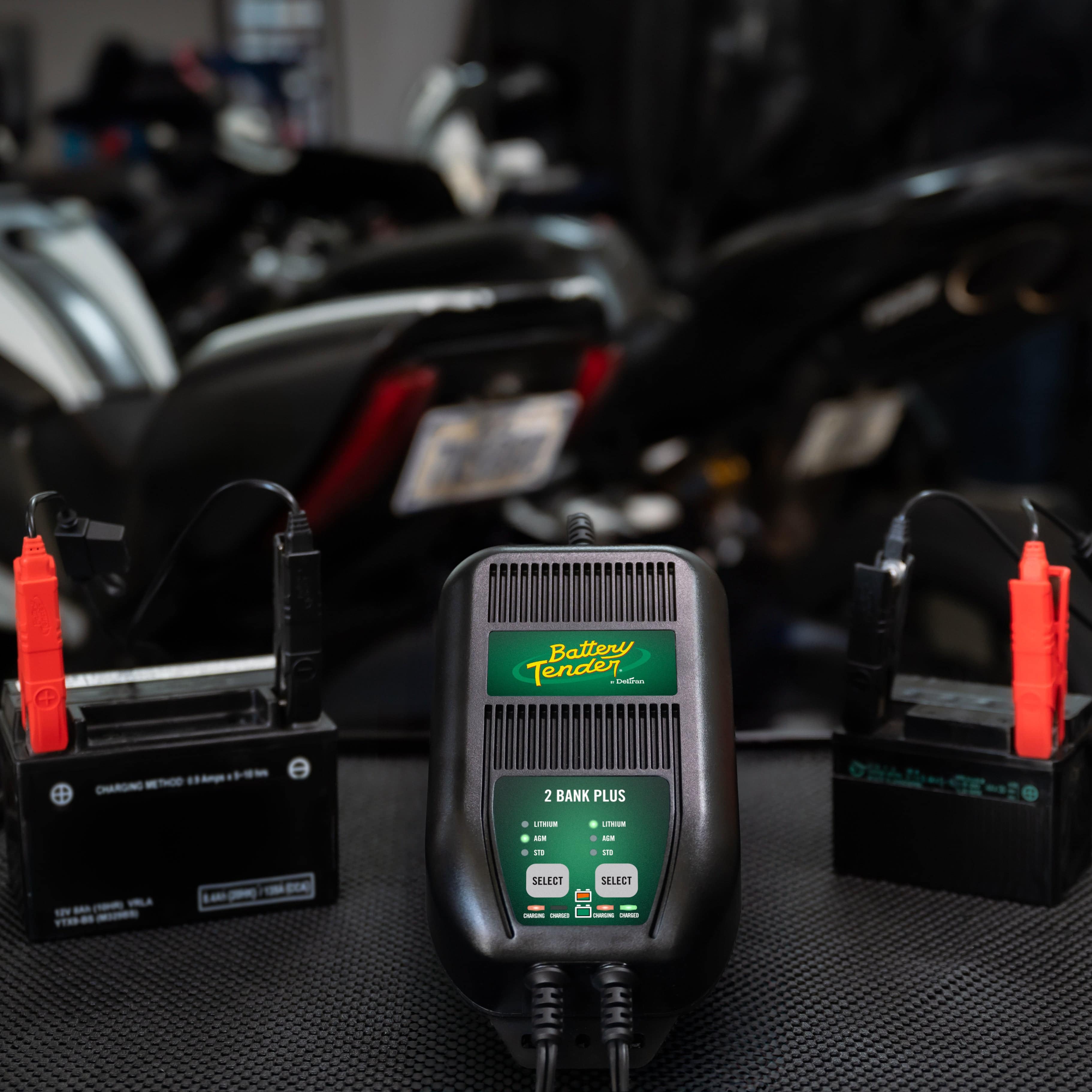 Battery Tender® 2-Bank Smart Battery Charger & Maintainer | 12V 1.25A Dual Charging System